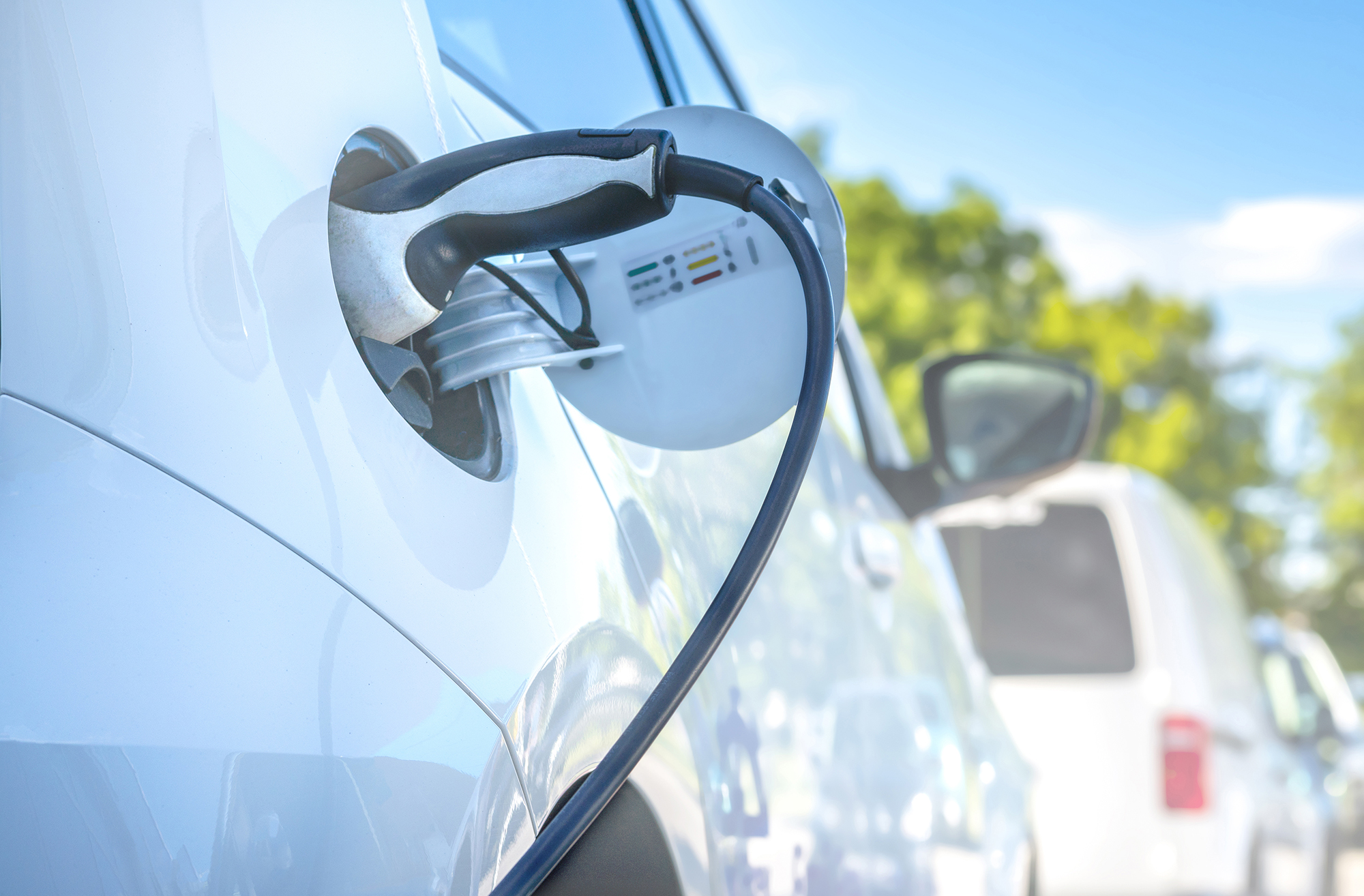 ev-charging-iStock-1250649094.jpg